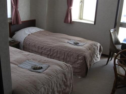 Twin Room with Private Bathroom