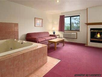 Boarders Inn and Suites of Traverse City Boarders Inn and Suites of Traverse City