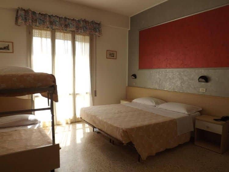 Hotel Desiree Hotel Desiree
