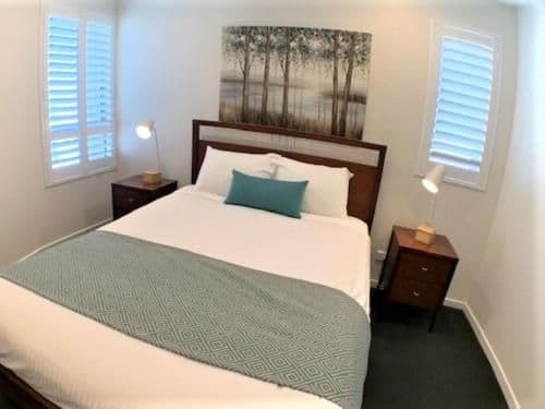 Deluxe Three-Bedroom Apartment with Ocean View - L5