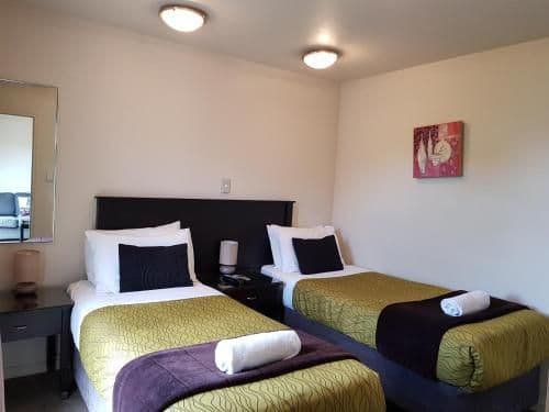 Two Room Apartment with Balcony and Spa Bath
