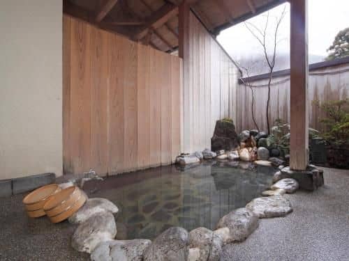 Ashinoko Ichinoyu Ashinoko Ichinoyu