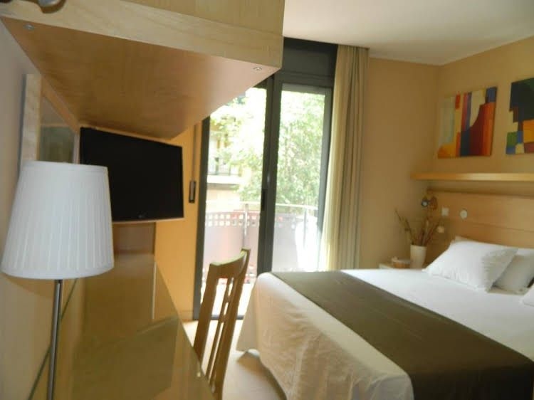 Hostal House2