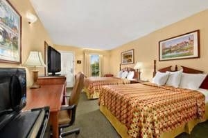 Baymont Inn and Suites - Waycross3