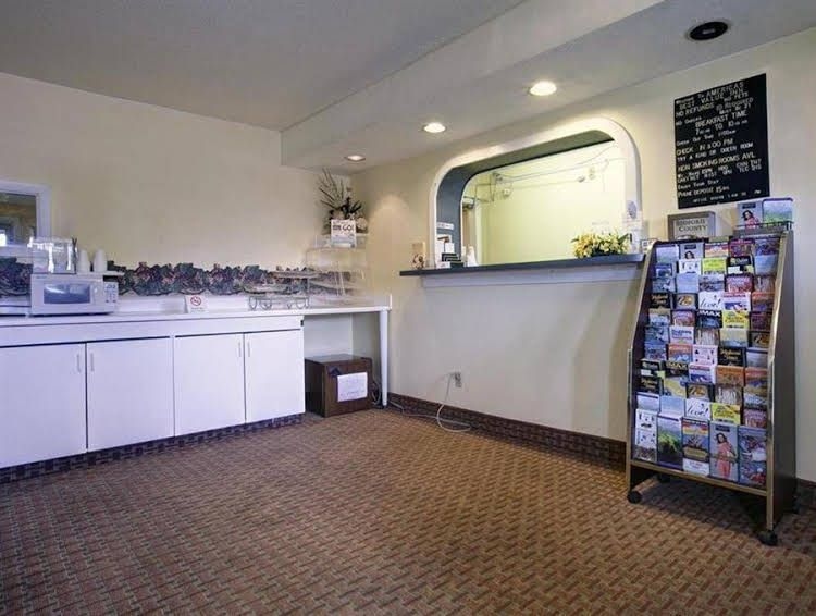 Americas Best Value Inn - Charles Town2