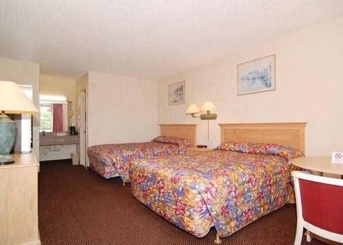 Motel 6 Ormond Beach3