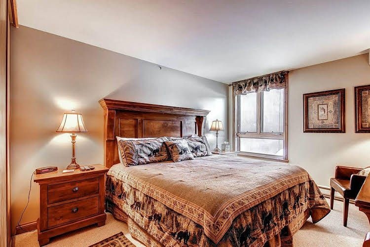 Vail Spa Condominiums by East West Resorts4