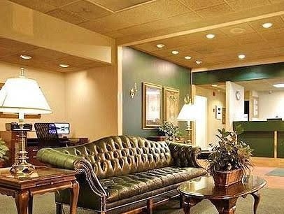 Springfield Inn0