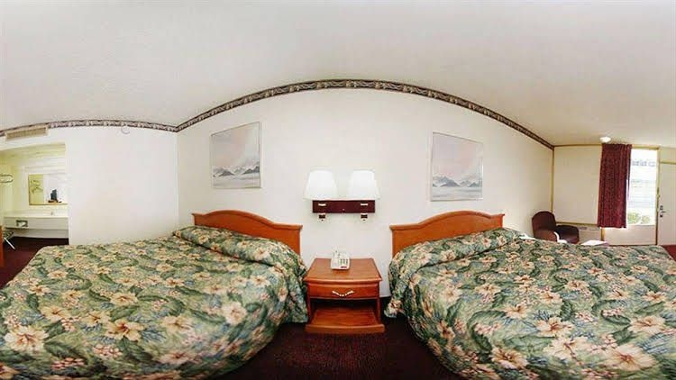 Executive Inn Ponca City3