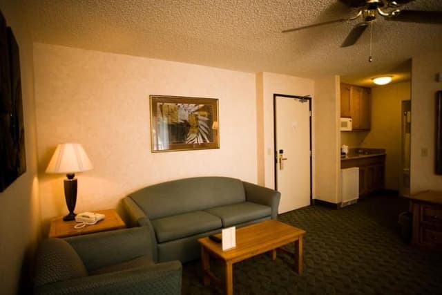 SUITE KING SIZE BED