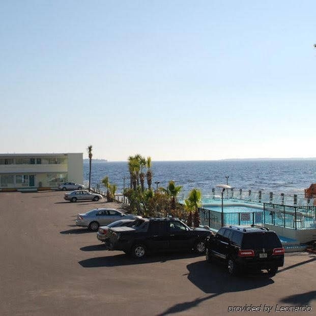 Buccaneer Beach Motel0