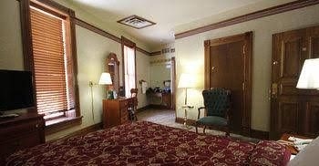 Historic Bullock Hotel3