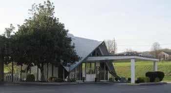 West Side Inn