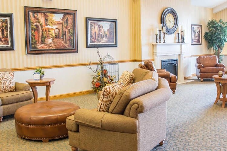 Blue Gate Garden Inn4