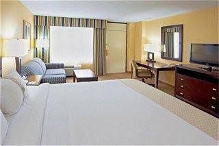 Holiday Inn Solomons Conference Center & Marina1