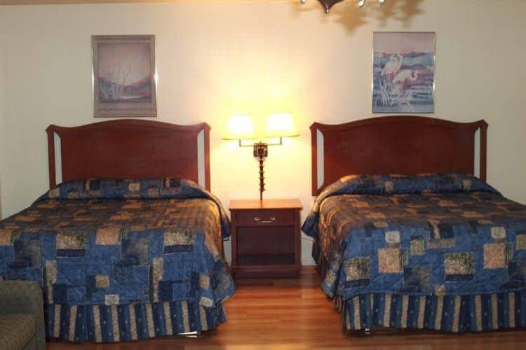 Colonial Motel Colonial Motel
