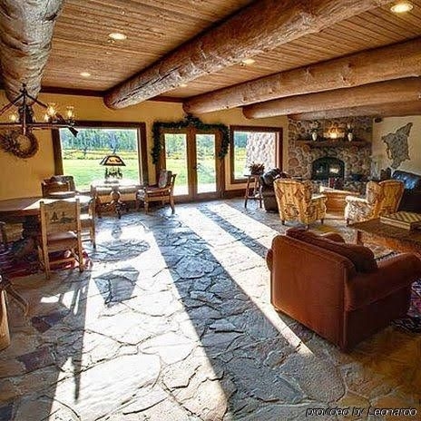 Daniels Summit Lodge0