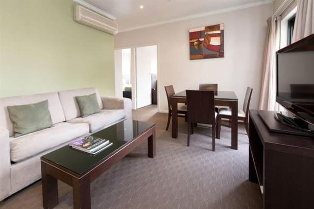 APARTMENT CAPACITY 5 TWO BEDROOMS