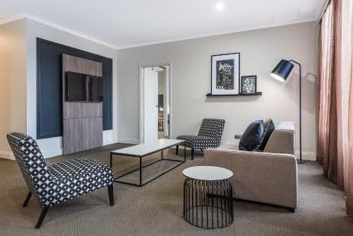One-Bedroom Suite