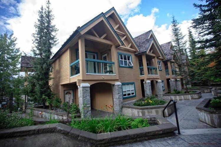 Snowbird by Blackcomb Peaks Accommodation Snowbird by Blackcomb Peaks Accommodation
