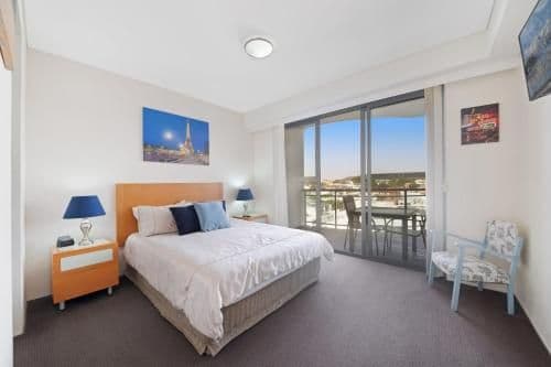 Apartment with Balcony - 29