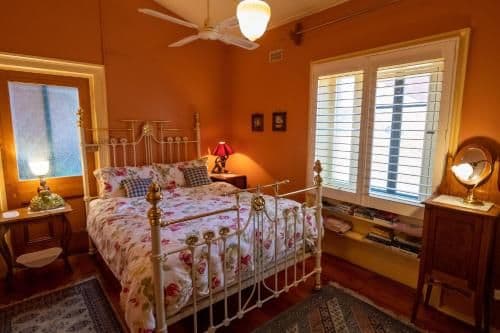 Three-Bedroom Apartment - Garden & Loft