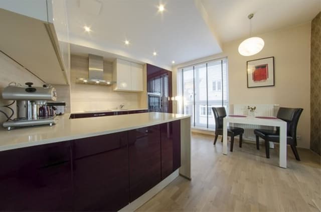 APARTMENT DELUXE