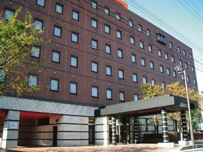 โรงแรมอาป้า อุโอซุ เอกิมาเอะ (APA Hotel Uozu-Ekimae)0