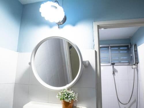 Twin Room with Private External Bathroom