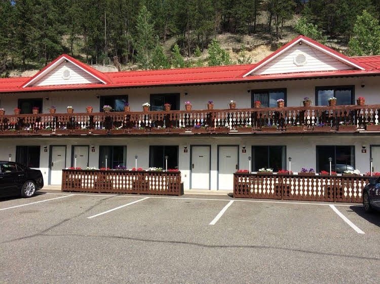Alpen Motel2