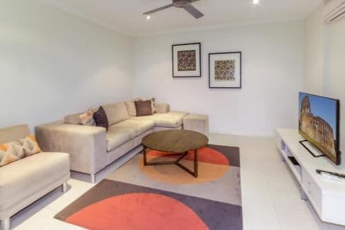 11|3 Bedroom Luxury Beachfront Apartment
