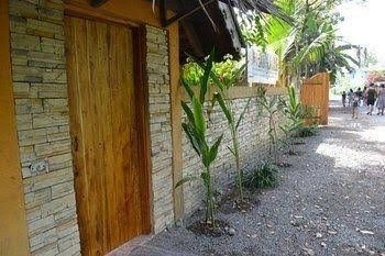 Exotica Lodge2