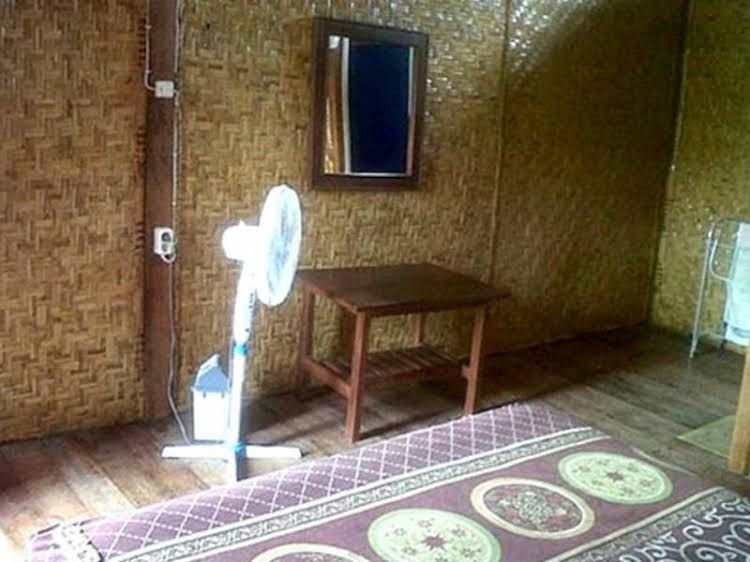 Banyuwedang Home Stay0