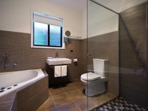Elm One-Bedroom Studio