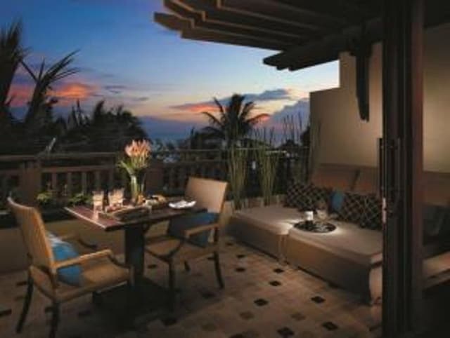 DOUBLE PREMIER SEA VIEW