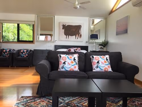 Black Cockatoo Studio