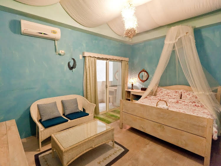 Seville Countrified B&B3