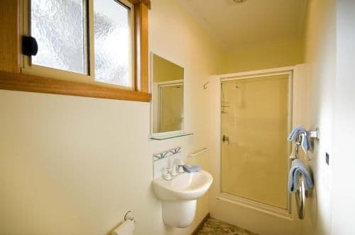 Three-Bedroom Parkview Cabin