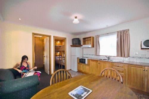 Three-Bedroom Parkview Cabin