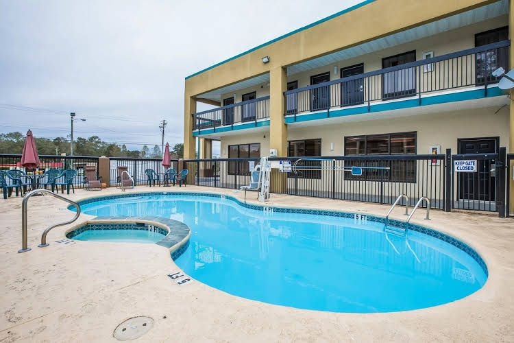 Quality Inn & Suites Griffin2