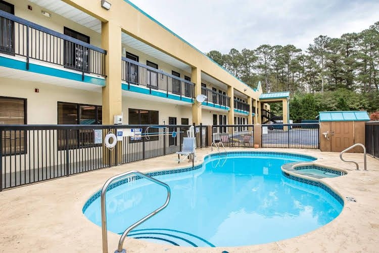 Quality Inn & Suites Griffin3