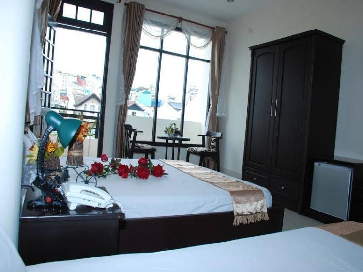 Paris Hotel0