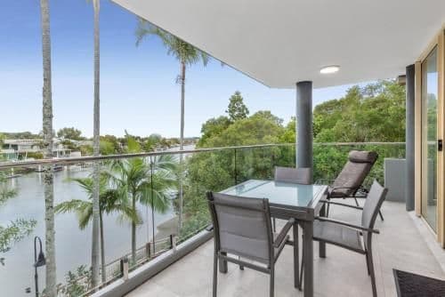 Two-Bedroom Sub-Penthouse Apartment
