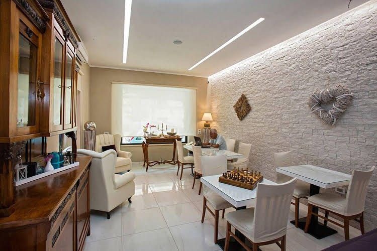 Hotel lo Squalo0