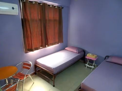 Standard Twin Room with Shared Bathroom