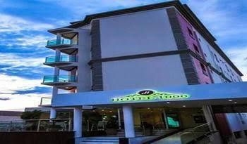 Hotel 10002