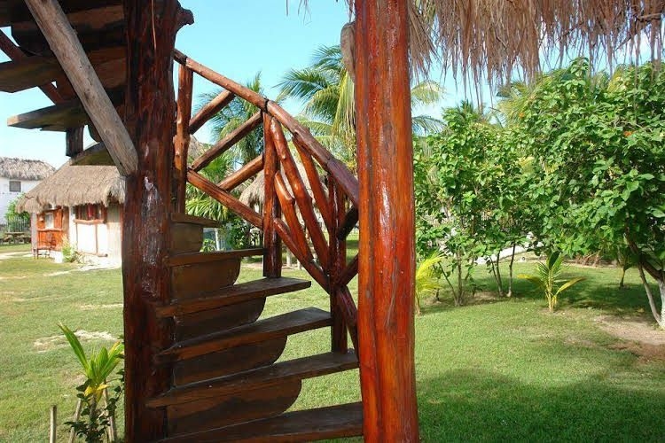 Golden Paradise Hostel0