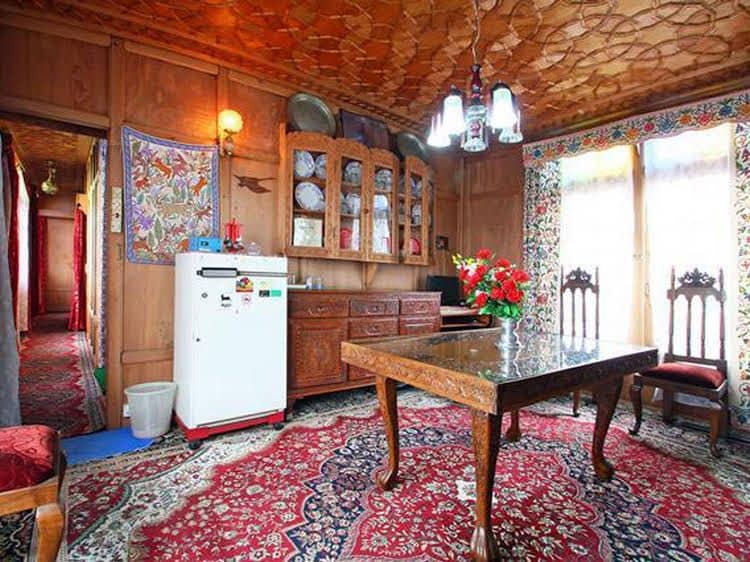 Houseboat Ambassador Houseboat Ambassador