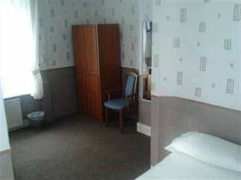 Dering Lodge Dering Lodge