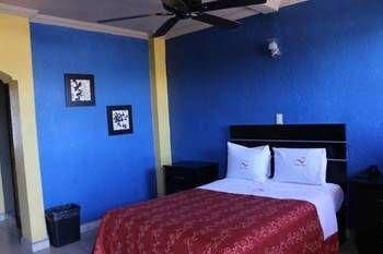 Motel Las Fuentes0
